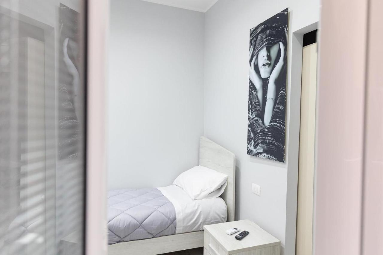 B&B Chiaro Di Luna Барлетта Экстерьер фото